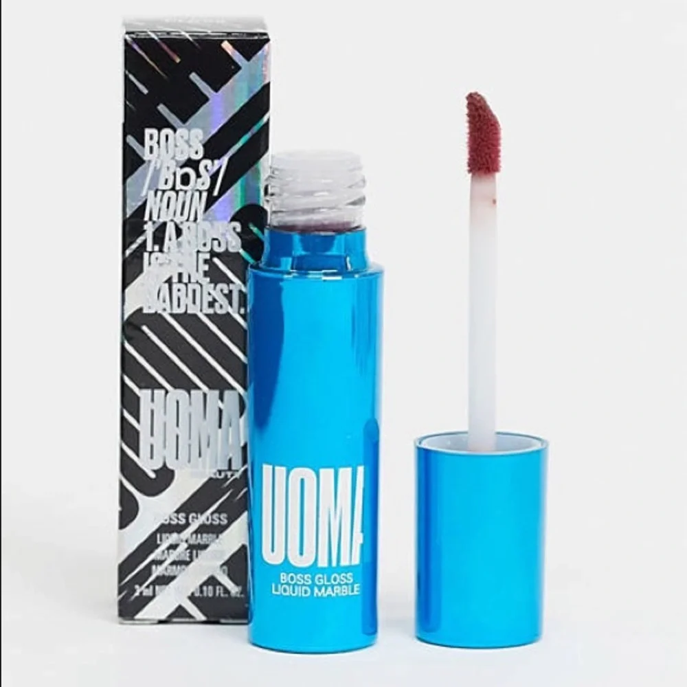 NEW UOMA Beauty Boss Gloss (PASSION)
